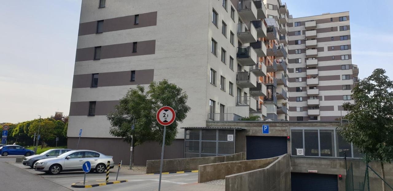 Apartman Bratislava City & Parking Extérieur photo