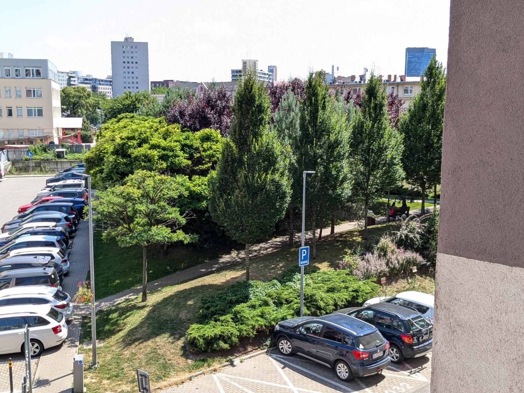 Apartman Bratislava City & Parking Extérieur photo